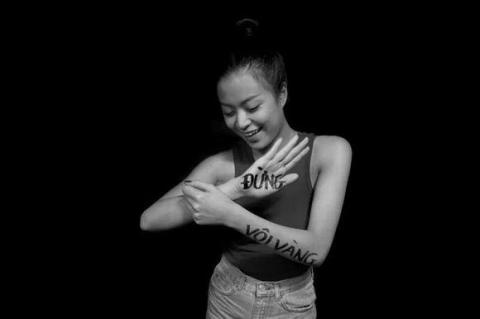 luu-thien-huong-hoang-thuy-linh2