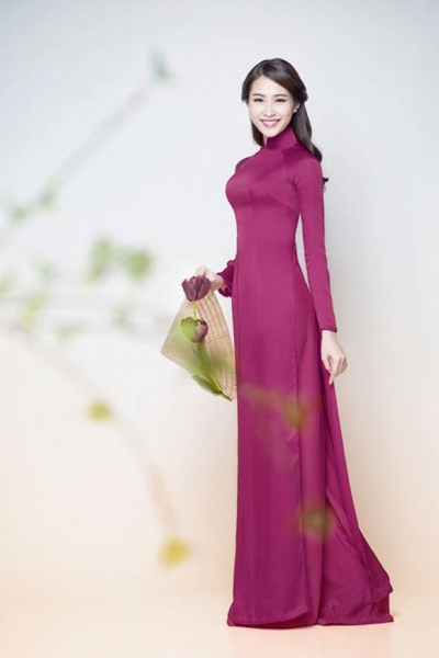 hoa-hau-thu-thao-rang-ro-ao-dai7