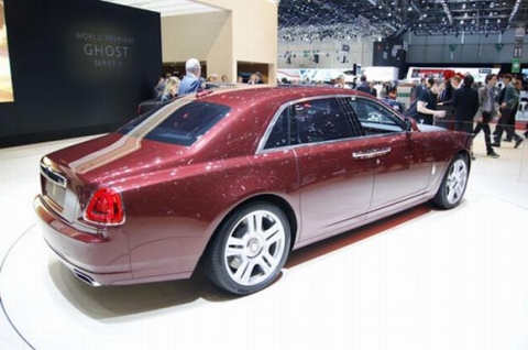 sieu-xe-rolls-royce-ghost-series-ii2