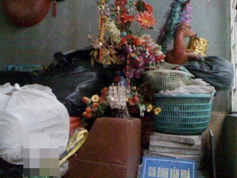 ba-lao-nhat-rac-deo-vang3