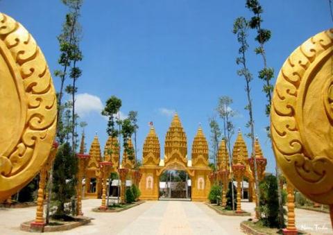 chua-cua-dai-gia-tram-be3