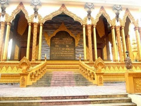 chua-cua-dai-gia-tram-be7