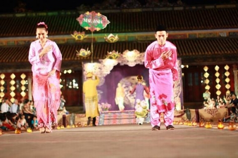 trang-phuc-truyen-thong-festival-hue3