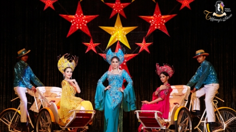 show-dien-chuyen-gioi-o-thai-lan-1