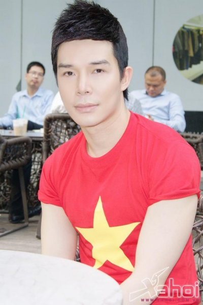 ngoc-anh-nathan-lee-mac-ao-co-viet-nam-2