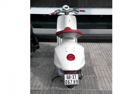 vespa-946-291