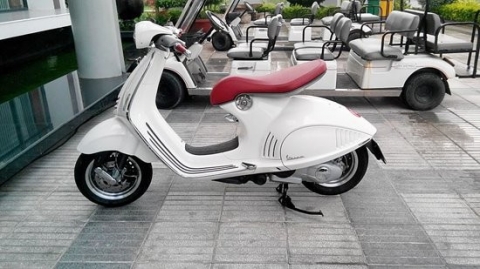 vespa-946-292