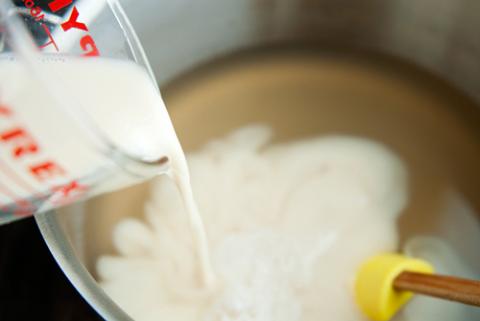 Cách làm thạch hạnh nhân ngon mát