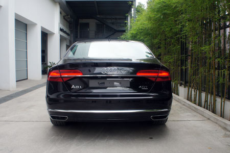 audi-a8l-2014-76