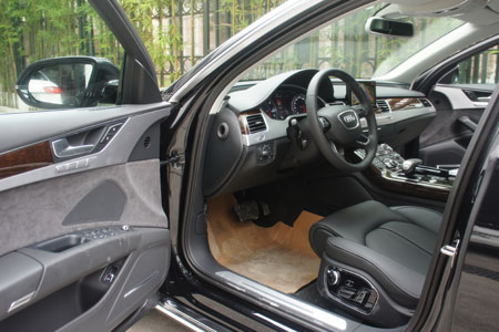 audi-a8l-2014-77