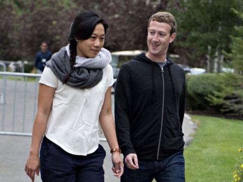 hanh-trinh-tinh-yeu-11-nam-cua-ceo-facebook10