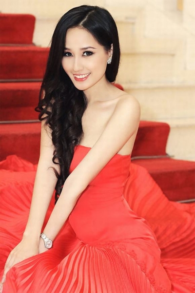 bon-vuong-mien-gay-chao-dao-showbiz-viet5