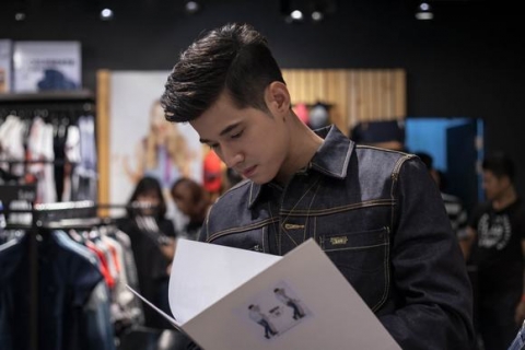 stylist-trinh-tu-trung-tham-du-su-kien-cua-mario-maurer-13