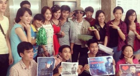 le-roi-duoc-moi-dong-phim-1