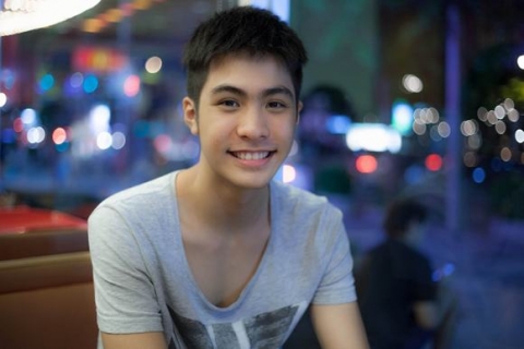 trinh-tu-trung-va-hot-boy-thai-lan-2