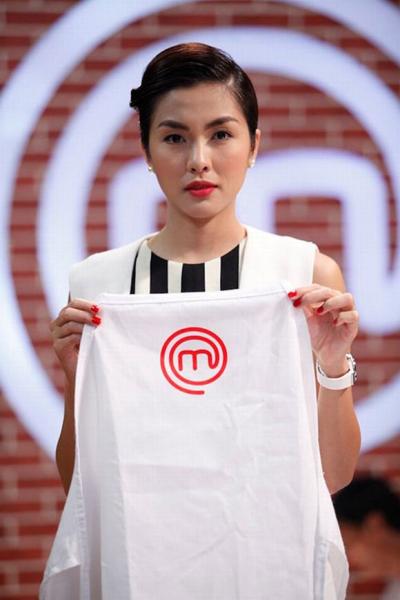 giam-khao-nghe-cua-bom-showbiz-3