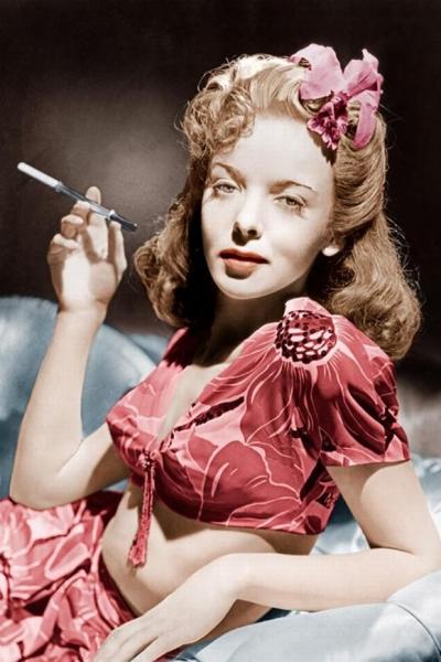 ngam-thoi-trang-xua-qua-40-buc-anh-huyen-thoai21