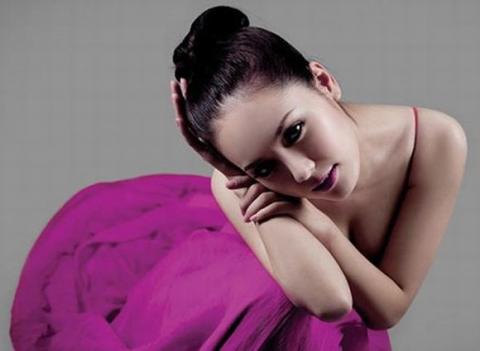 ngam-ve-goi-cam-chet-nguoi-cua-nhung-my-nhan-que-thanh-hoa2