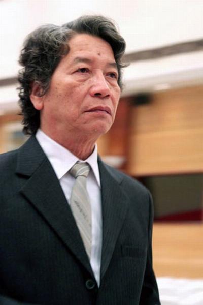 pho-duc-phuong-di-da-nang-doi-tien-show-khanh-ly-1