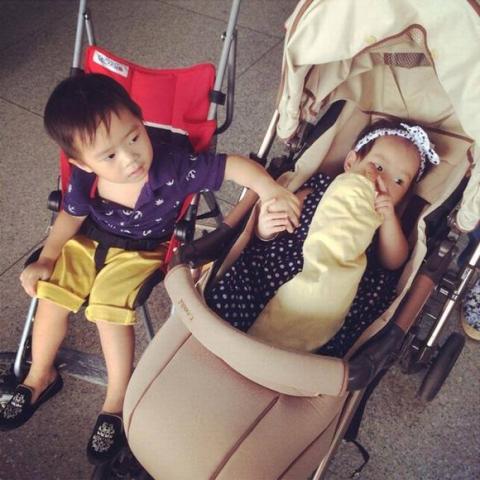 vo-ly-hai-vac-bung-bau-di-du-lich-3