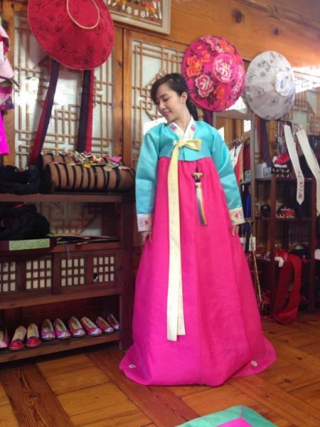 quynh-nga-mac-hanbok-8