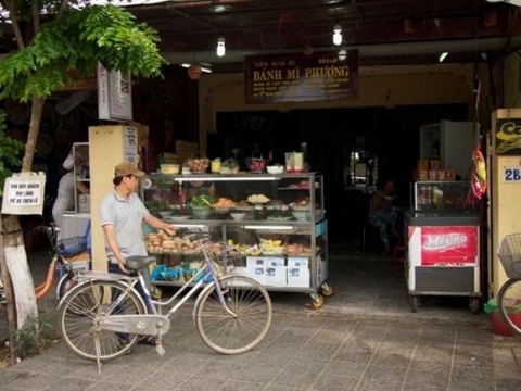 bi-mat-dang-sau-chiec-banh-mi-ngon-nhat-viet-nam8