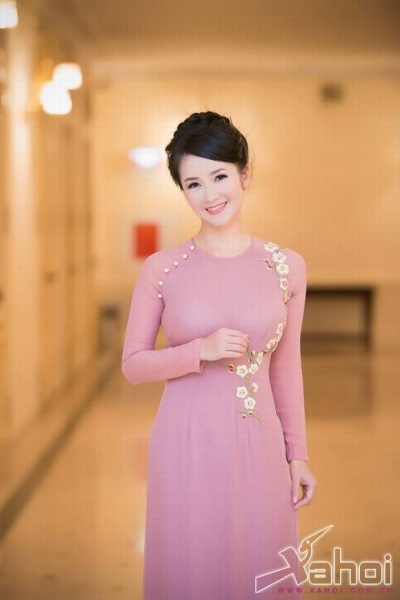 hong-nhung-ao-dai-19