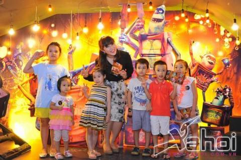 bao-phuong-ra-mat-hoi-quai-vat-10