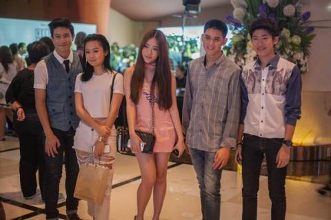 stylist-trinh-tu-trung-du-su-kien-cung-dan-hot-teen-thai-lan1