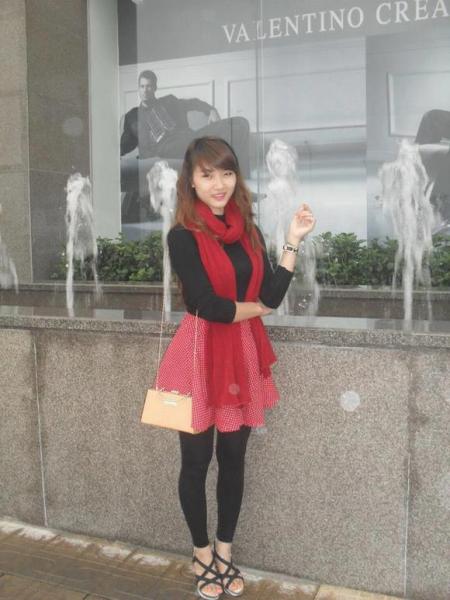 tha-vong-voi-nah-sac-that-cua-hot-girl-banh-trang-tron2