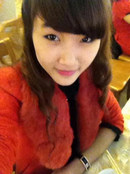 tha-vong-voi-nah-sac-that-cua-hot-girl-banh-trang-tron5