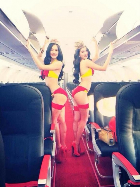 ngoc-trinh-quang-cao-vietjet-air1