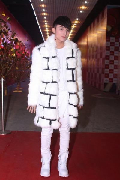 son-tung-m-tp-mac-xau-1