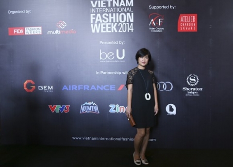 huong-color-giam-doc-sang-tao-cua-vifw