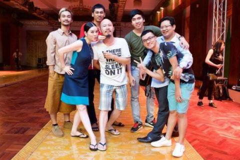 ly-nha-ky-di-dep-tong-chi-dao-lynk-fashion-show5