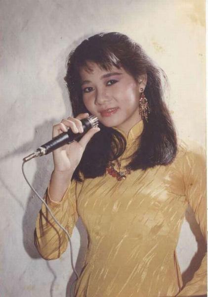 nhung-buoc-chuyen-minh-ngoan-muc-cua-sao-viet1