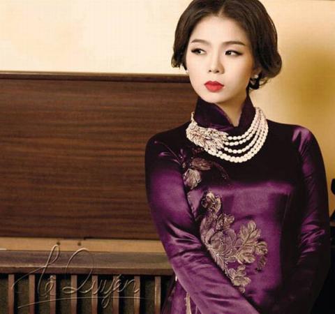 nhung-buoc-chuyen-minh-ngoan-muc-cua-sao-viet8