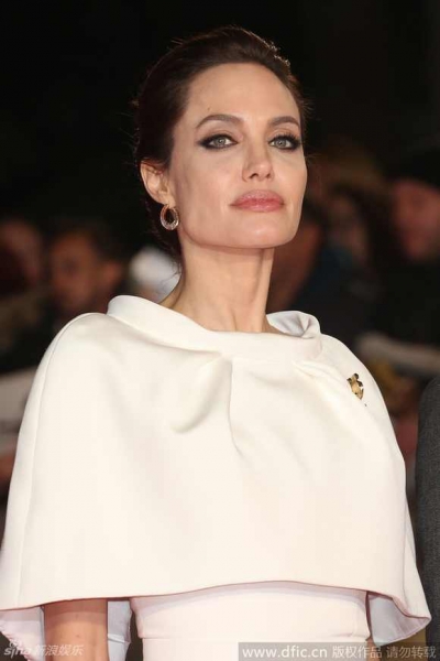 angelina-joly-10