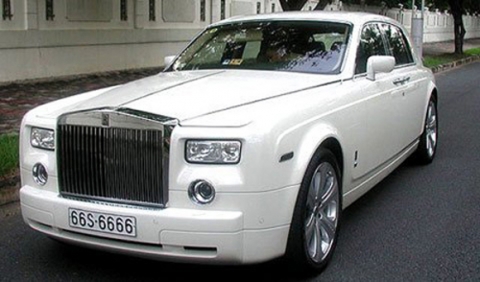 rolls-royce-1