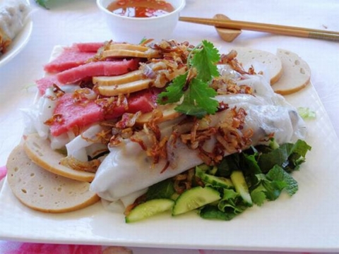 tu-lam-banh-cuon-bang-chao-dai-ca-nha8