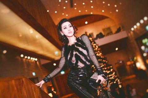 maria-dinh-phuong-anh-6