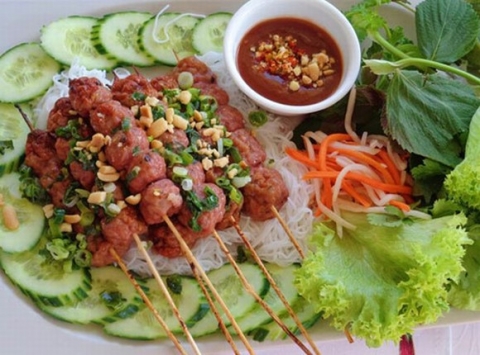 mon-nem-nuong-3