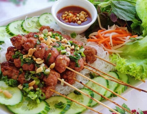 mon-nem-nuong-5