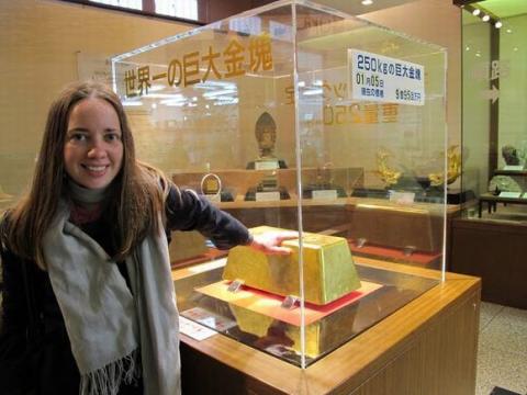 thoi-vang-lon-nhat-viet-nam3