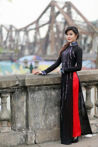 huyen-my-xinh-dep-tuoi-tan-giua-tam-bao-du-luan5