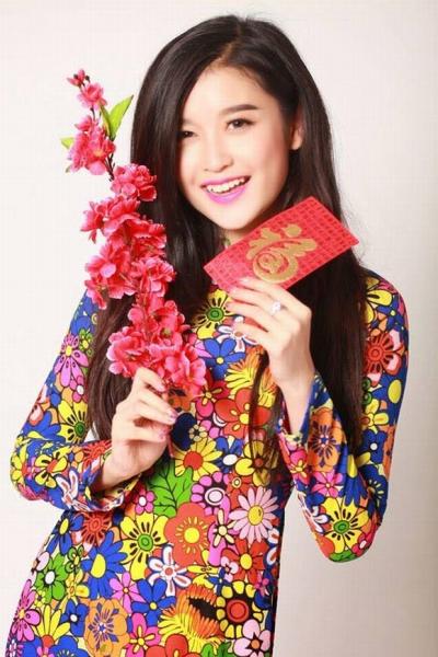 huyen-my-xinh-dep-tuoi-tan-giua-tam-bao-du-luan7