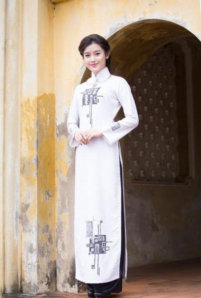 huyen-my-xinh-dep-tuoi-tan-giua-tam-bao-du-luan8