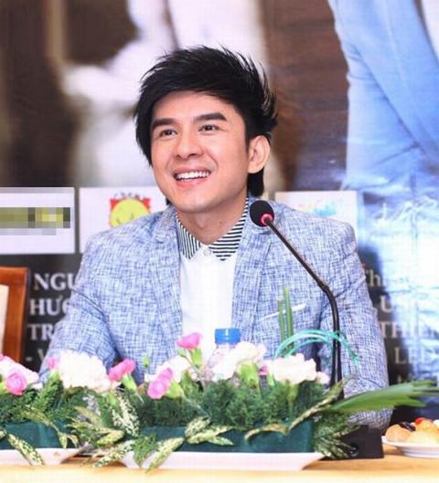 sao-viet-thoi-lam-lo-xe-luom-ve-chai-kiem-song12