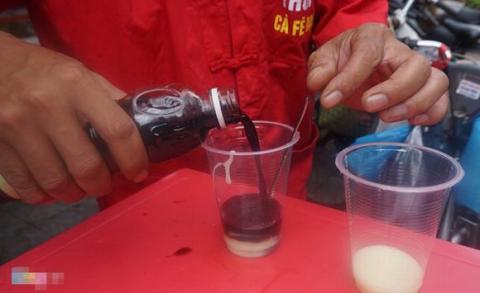 sang-ban-ca-phe-dao-toi-mac-do-hieu-di-sh1