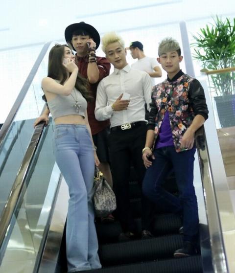 khanh-my-va-hkt-6-1419925170